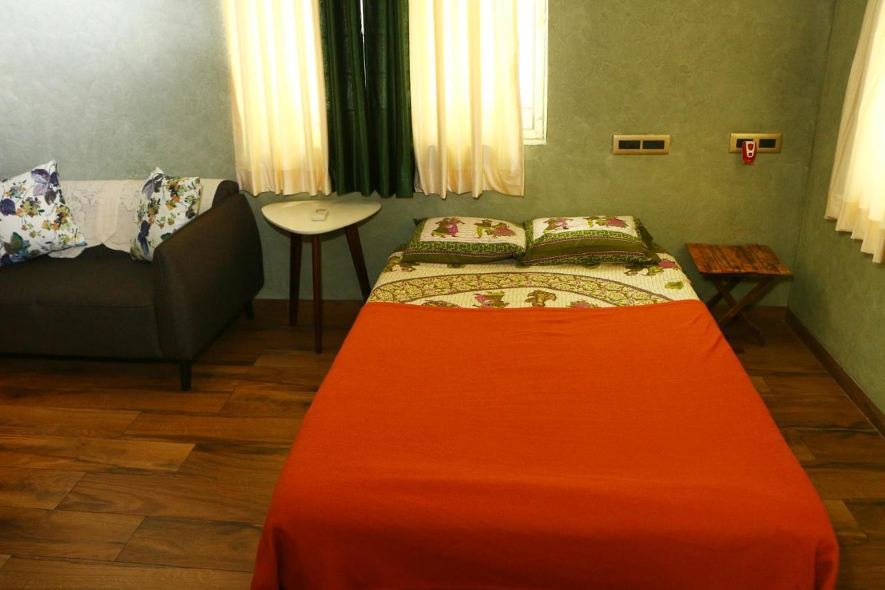 Вилла Penthouse 2Bhk With Bathtub And Terrace Пондичерри Экстерьер фото